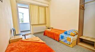 Гостиница Спорт Отель Севастополь Стандартный двухместный номер с 1 кроватью или 2 отдельными кроватями-1